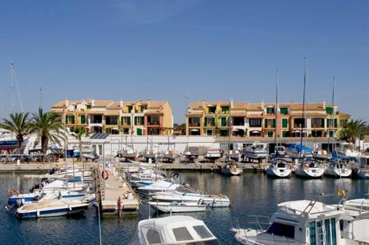 サ・ラピタBalcon D'Es Trencアパートメント エクステリア 写真
